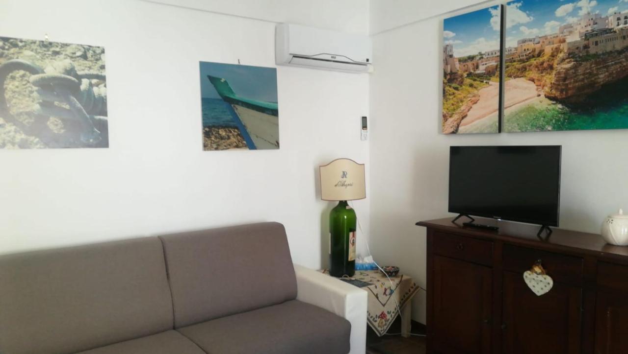 Ferienwohnung Pinhouse - Locazione Turistica Polignano a Mare Exterior foto